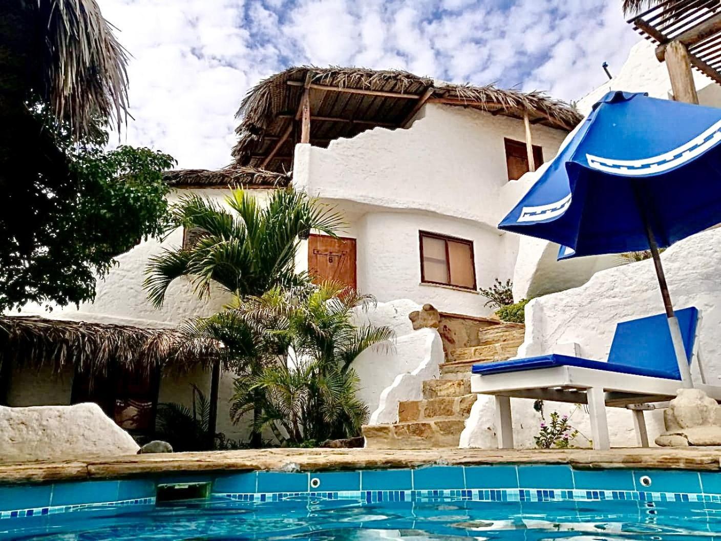 Hotel Smiling Crab Canoas de Punta Sal Exteriör bild